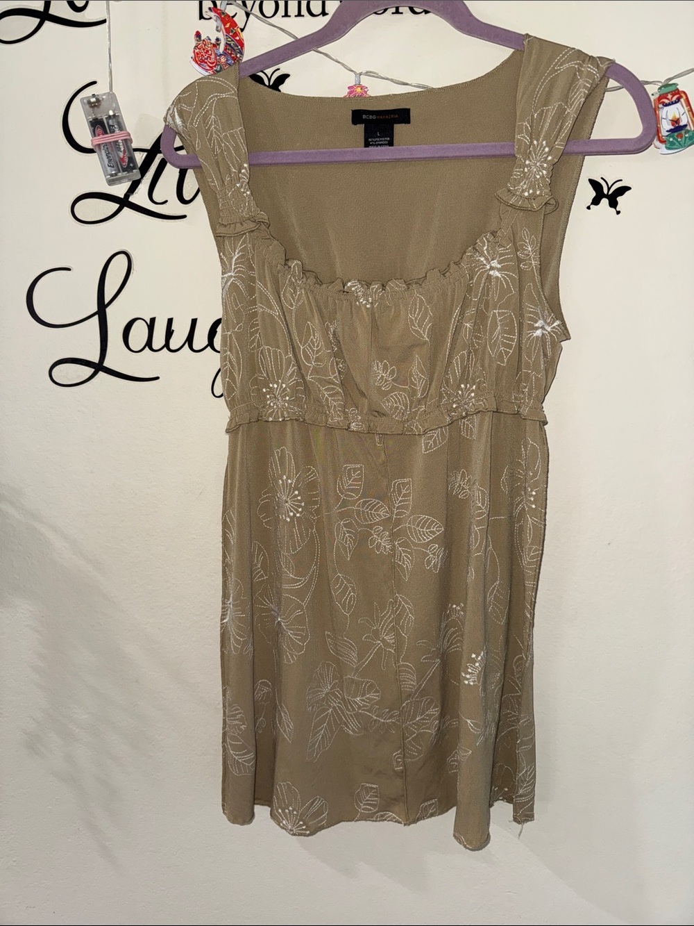 BCBGMaxAzria Taupe Floral-Embroidered Ruffle-Neck Blouse
